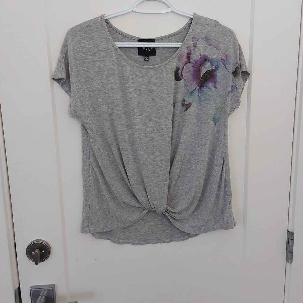 W5 Top with Flower Print Size Small